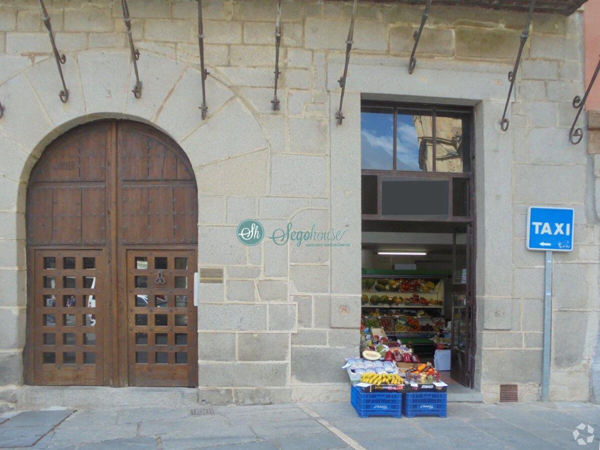 Retail in Segovia, Segovia to rent Interior Photo- Image 1 of 5