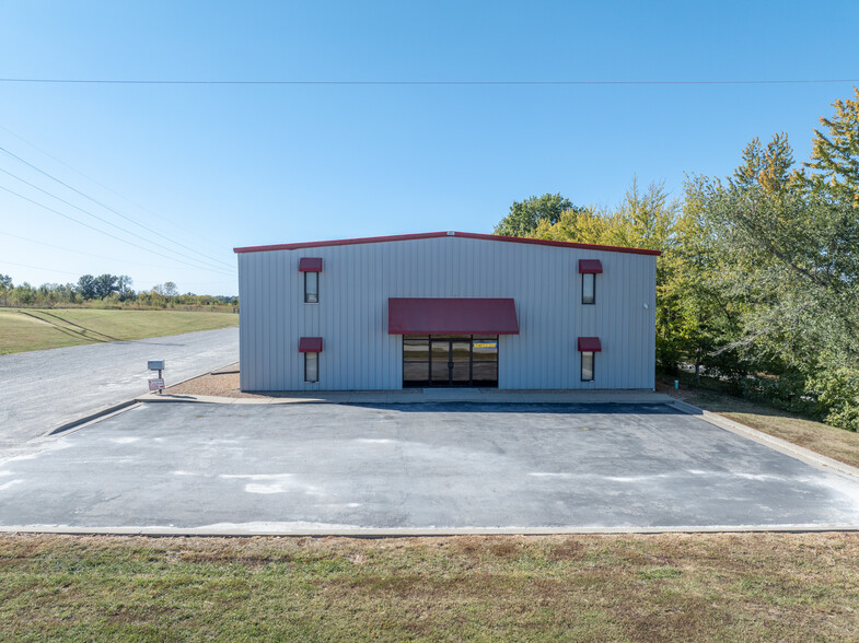 22705 Highway 65, Sedalia, MO for rent - Building Photo - Image 2 of 58