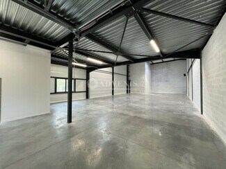 More details for 161 Rue De La Minière, Buc - Light Industrial for Sale