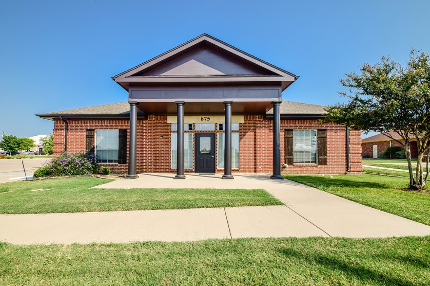 675 NE Alsbury Blvd, Burleson, TX for sale - Primary Photo - Image 1 of 1