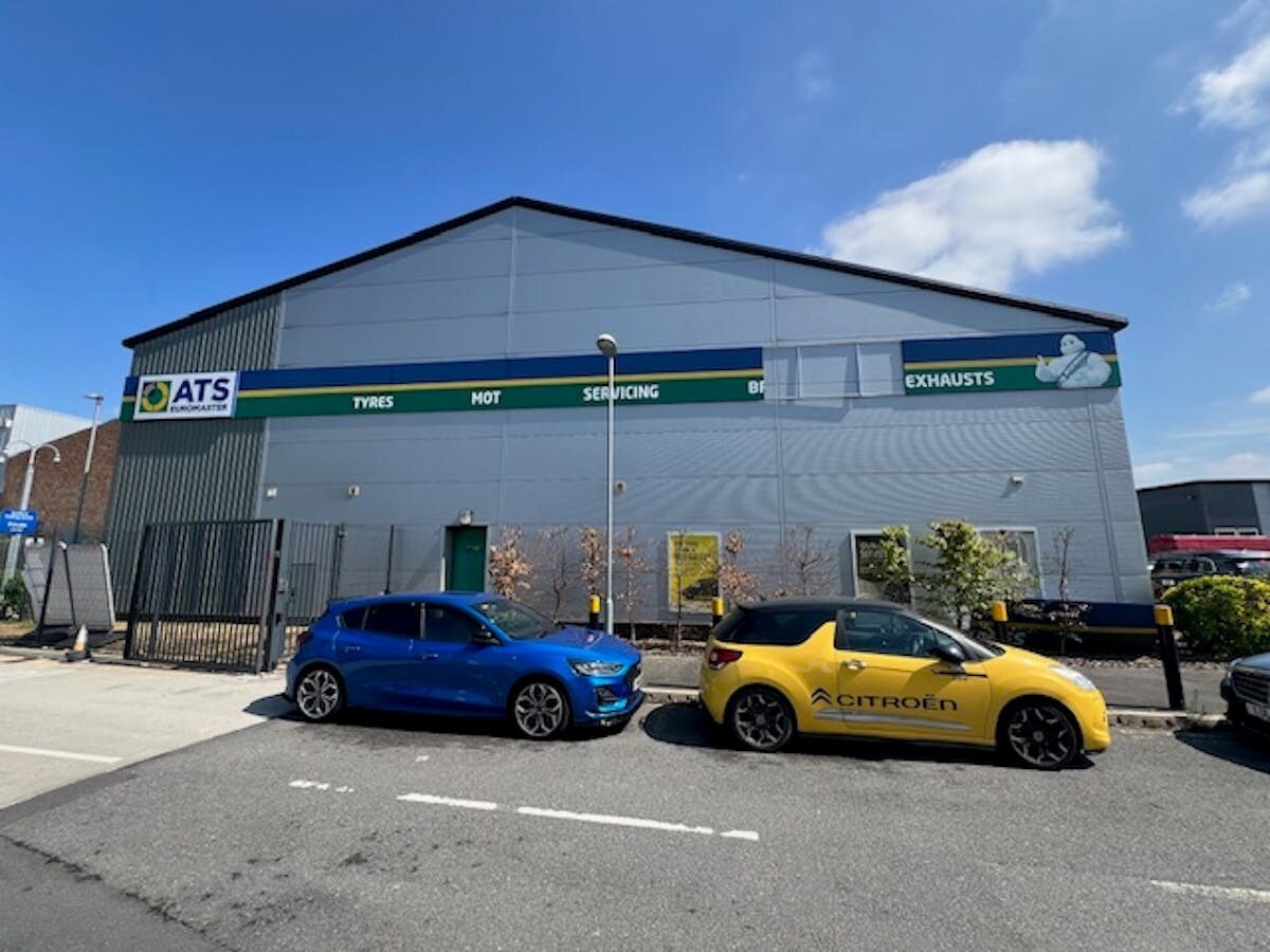 3 Victoria Road, Dartford to rent Primary Photo- Image 1 of 8