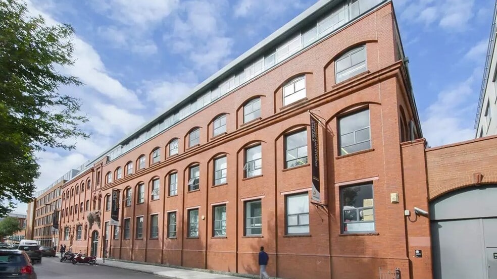 Kensal Rd, London to rent - Building Photo - Image 2 of 2