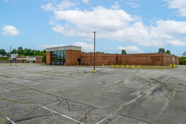 More details for 5116-5120 Salem Ave, Trotwood, OH - Retail for Auction