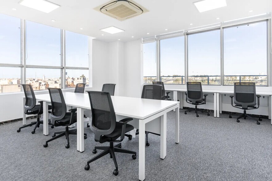 Office in Colombier-Saugnieu to rent - Building Photo - Image 2 of 10