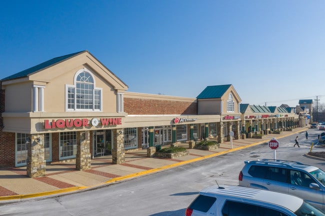 More details for 12101-12175 Darnestown Rd, Gaithersburg, MD - Mixed-use to Rent