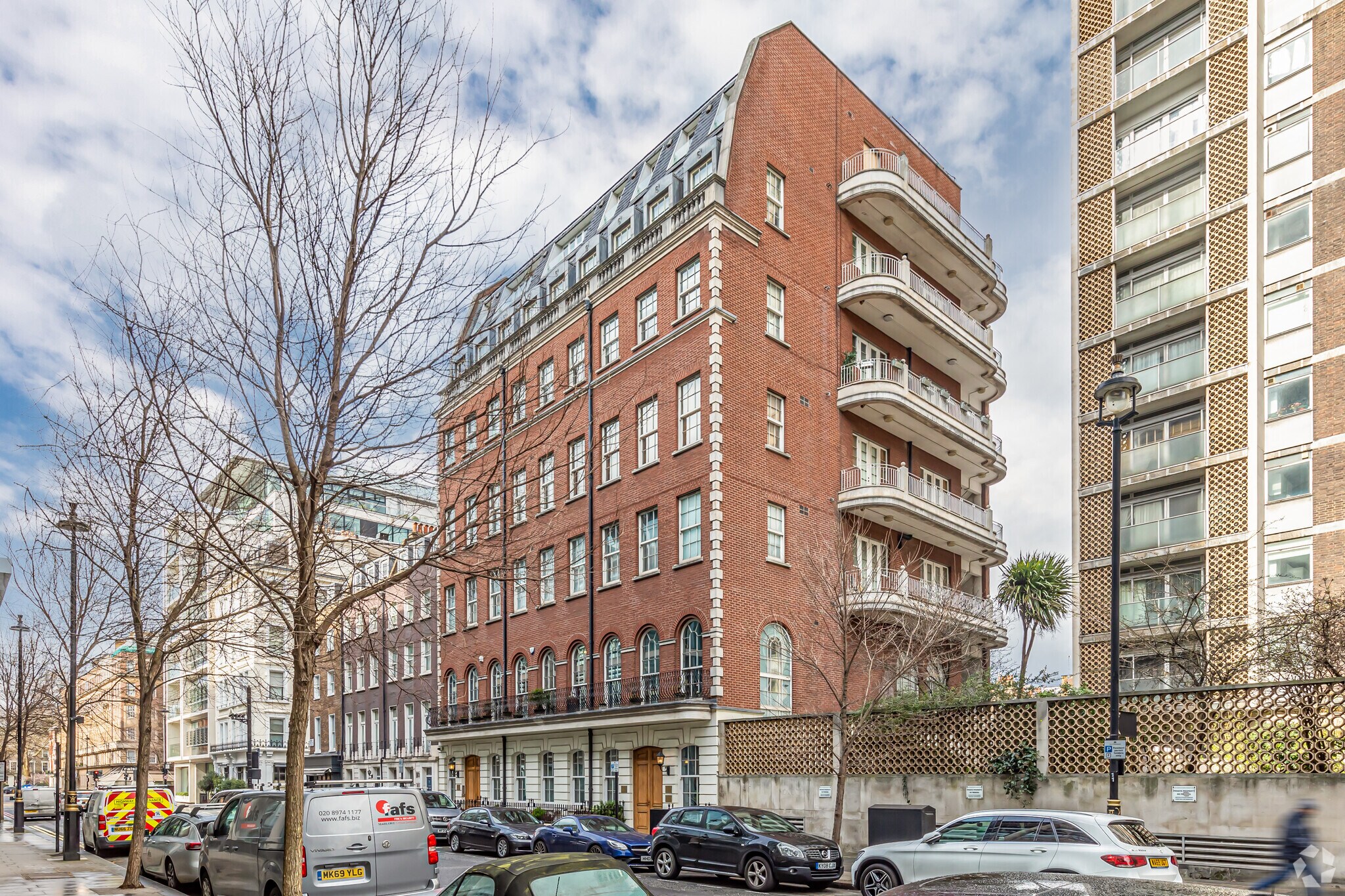 50-54 Seymour St, London for sale Primary Photo- Image 1 of 1