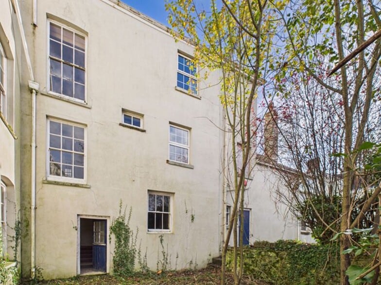 29-30 Quay St, Carmarthen for sale - Building Photo - Image 2 of 10