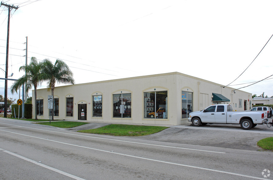 104 NW 20th St, Boca Raton, FL for rent - Building Photo - Image 2 of 4