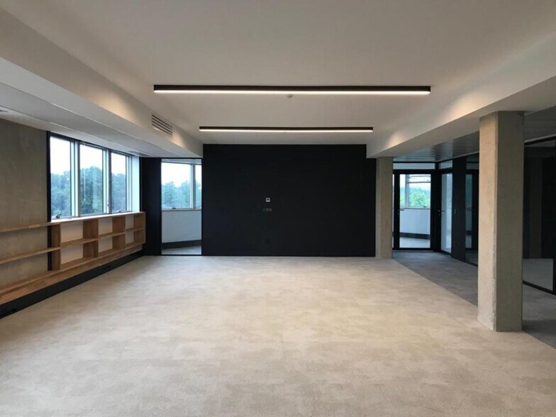 22 Quai Gallieni, Suresnes to rent - Building Photo - Image 2 of 19