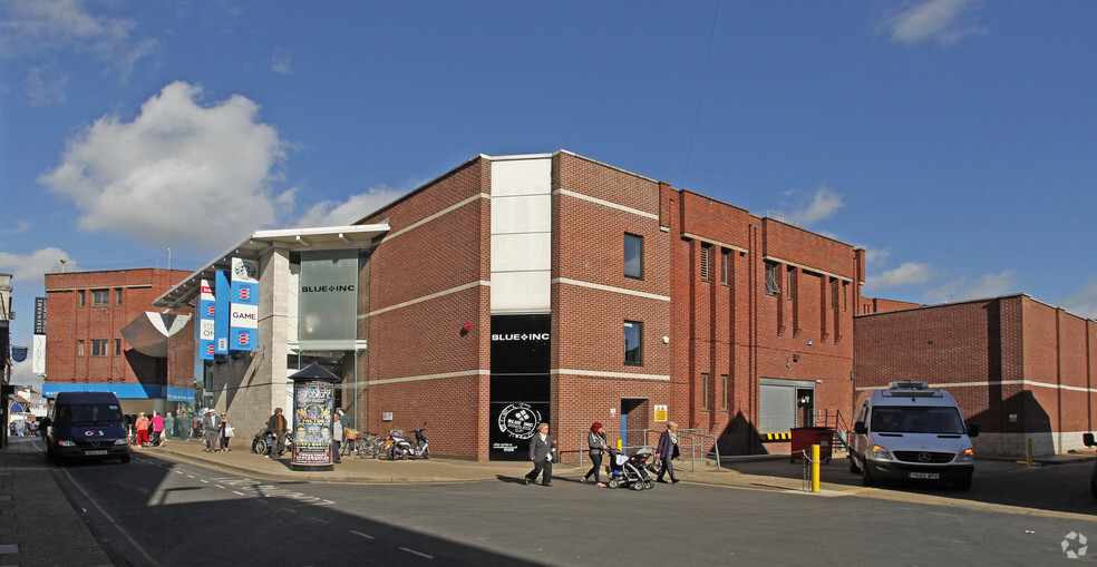 Market Gates, Great Yarmouth for rent - Building Photo - Image 2 of 11