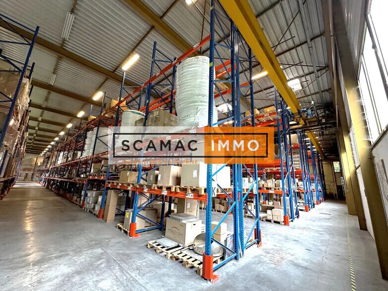 Office in Croissy-Beaubourg to rent - Building Photo - Image 3 of 11