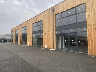 More details for Office, Light Industrial to Rent