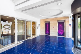 5 Cultins Rd, Edinburgh to rent Interior Photo- Image 1 of 7