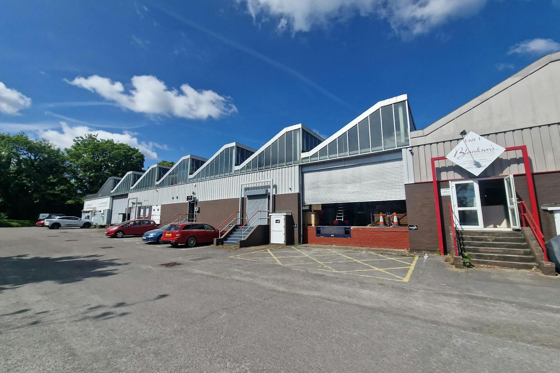 Bessemer Rd, Basingstoke for sale Building Photo- Image 1 of 3