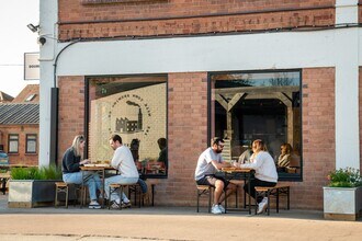 New Broughton Rd, Melksham to rent Building Photo- Image 2 of 6