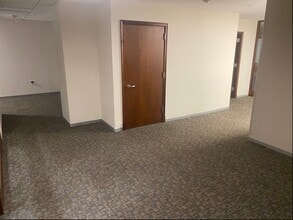 1100 Connecticut Ave NW, Washington, DC to rent Interior Photo- Image 2 of 6