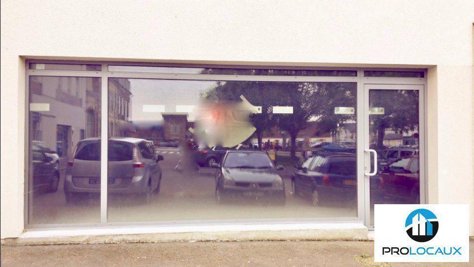 Location Commerce 180 m² - Photo 1