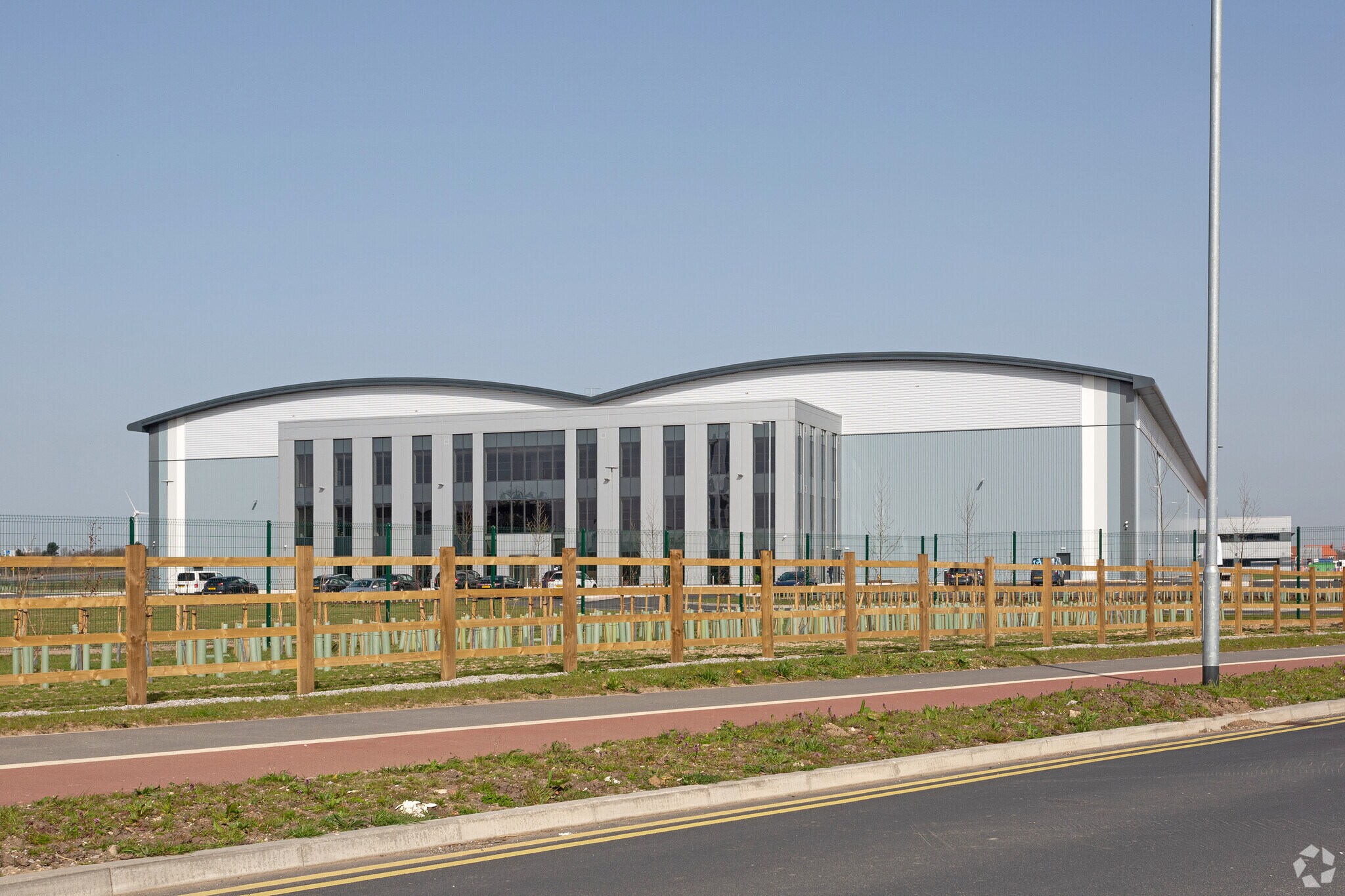 Rawcliffe Rd, Goole to rent Building Photo- Image 1 of 4