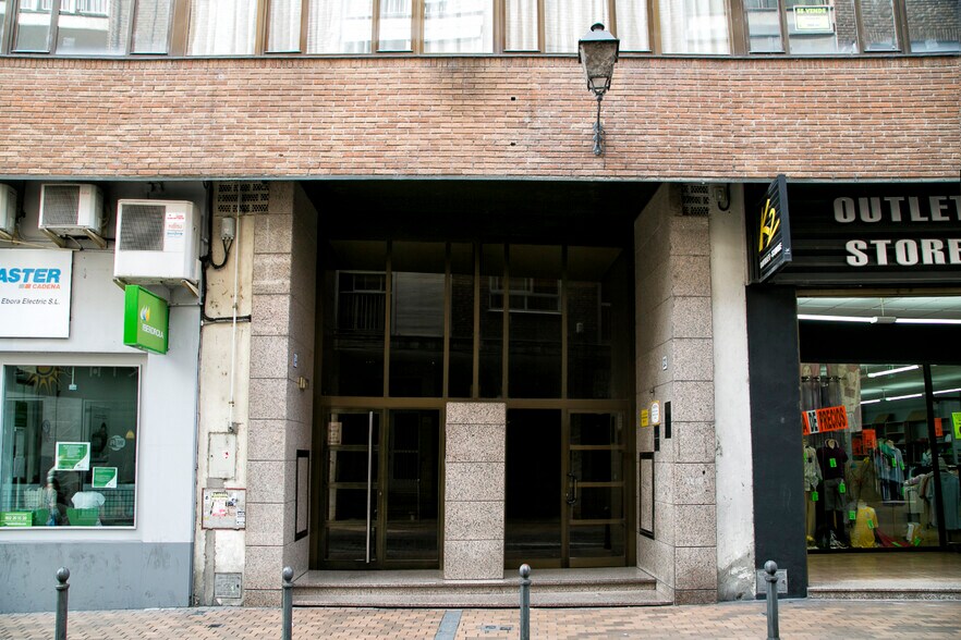 Calle del Sol, 32, Talavera de la Reina, Toledo for sale - Building Photo - Image 3 of 14