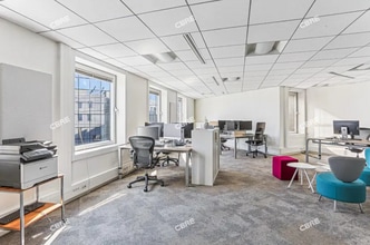 12 Avenue Winston Churchill, Charenton-le-Pont to rent Interior Photo- Image 1 of 9