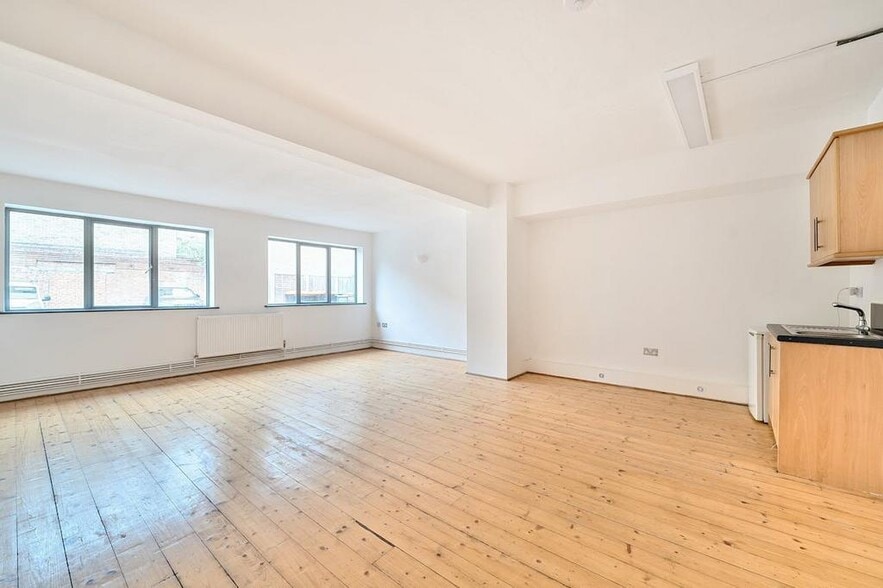 2-8 Anton St, London to rent - Building Photo - Image 2 of 29