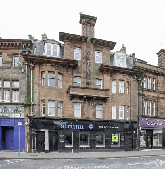 11 Burns Statue Sq, Ayr to rent - Building Photo - Image 2 of 10