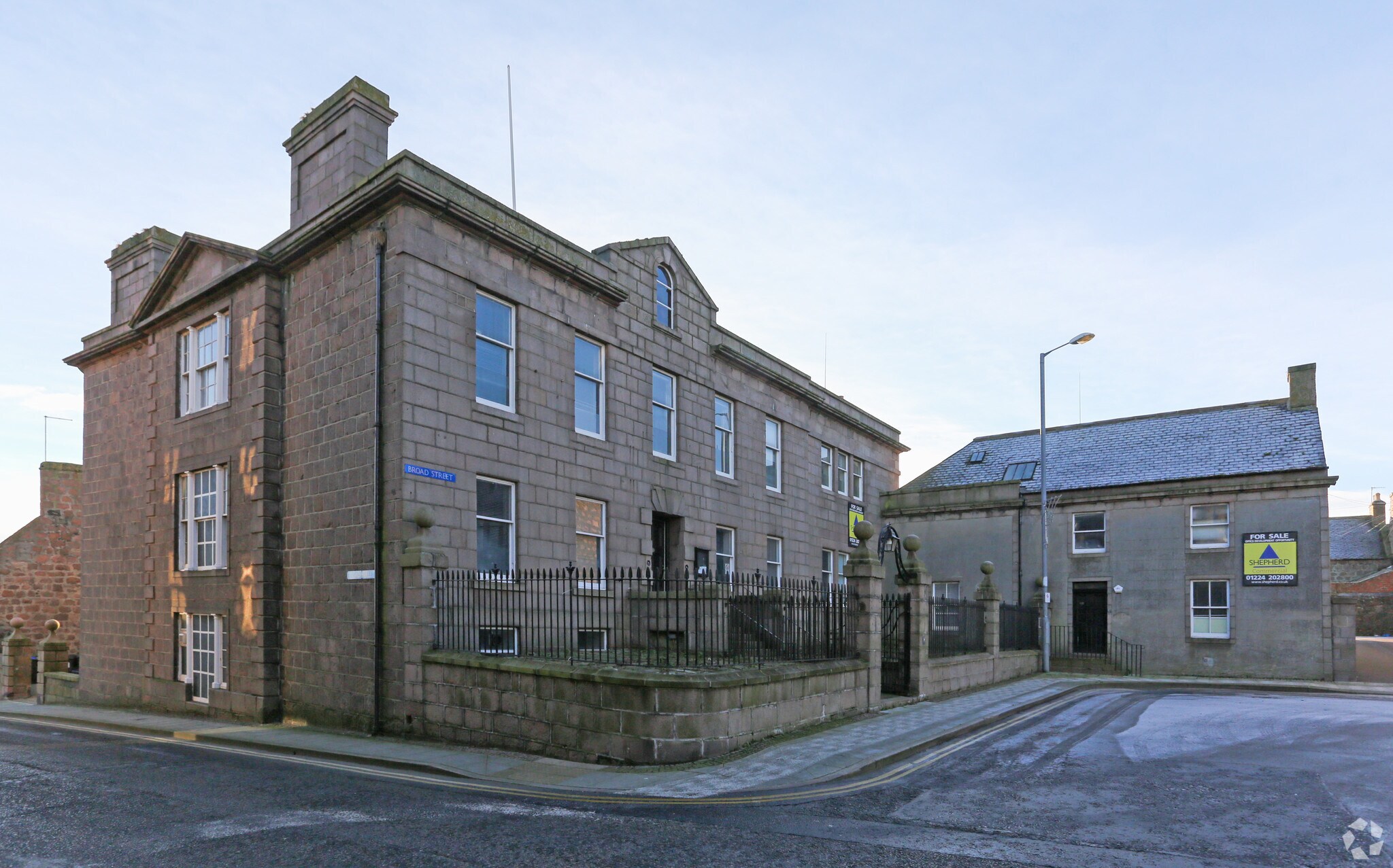 60-62 Broad St, Peterhead for sale Primary Photo- Image 1 of 1