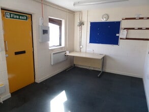 S3 Capital Business Park, Cardiff to rent Interior Photo- Image 2 of 2