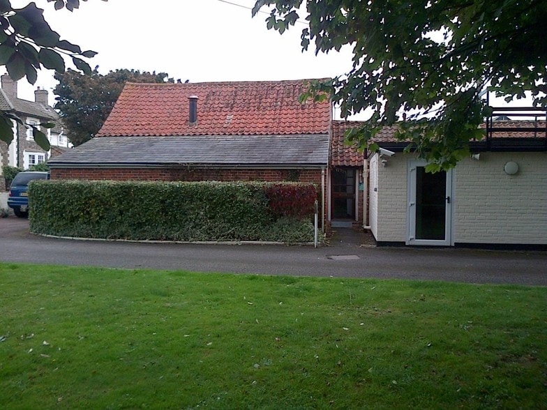 Babraham Rd, Cambridge to rent - Primary Photo - Image 1 of 1