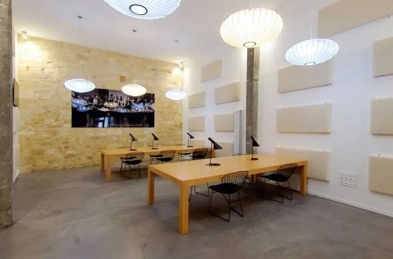 Retail in Bordeaux for sale - Interior Photo - Image 2 of 7