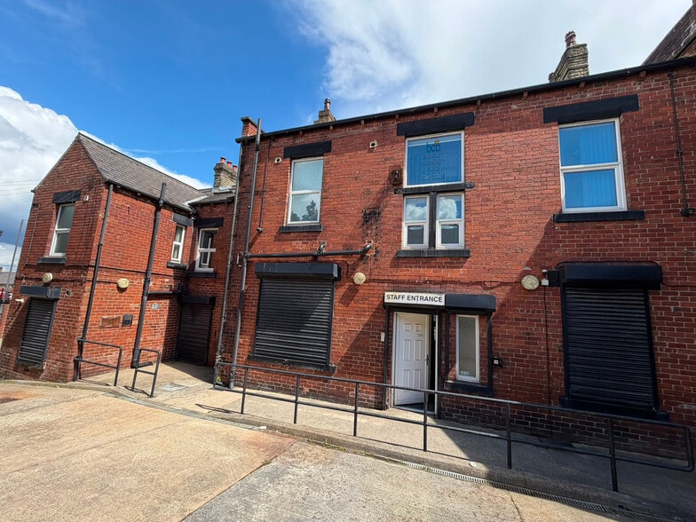 185-189 Sheffield Rd, Barnsley for sale - Building Photo - Image 2 of 11