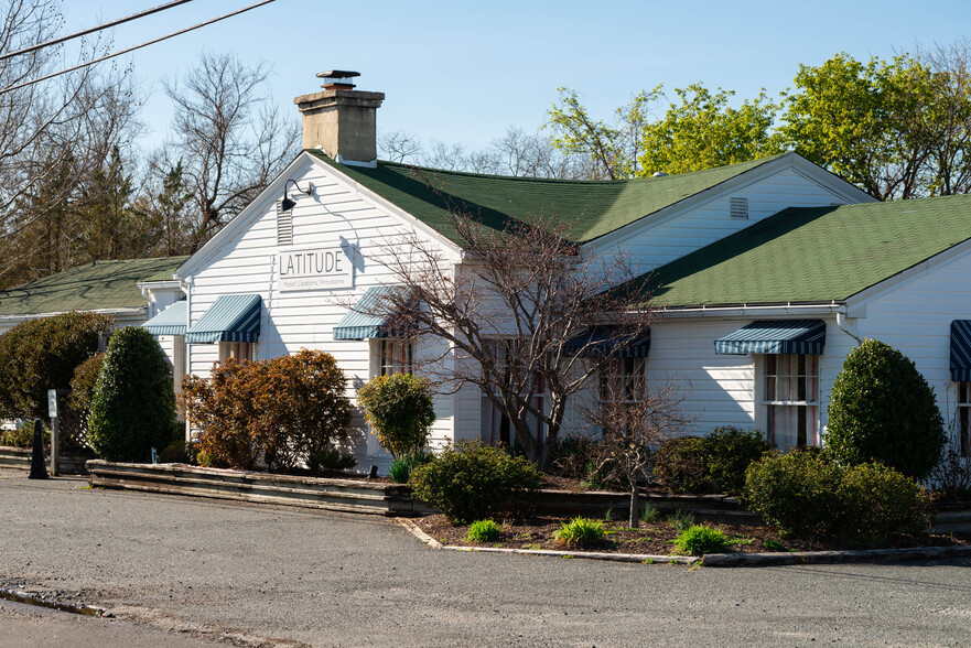 26342 Oxford Rd, Oxford, MD for sale - Building Photo - Image 1 of 1