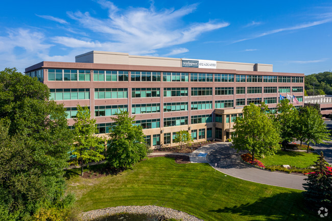 More details for 10400 Viking Dr, Eden Prairie, MN - Office for Rent