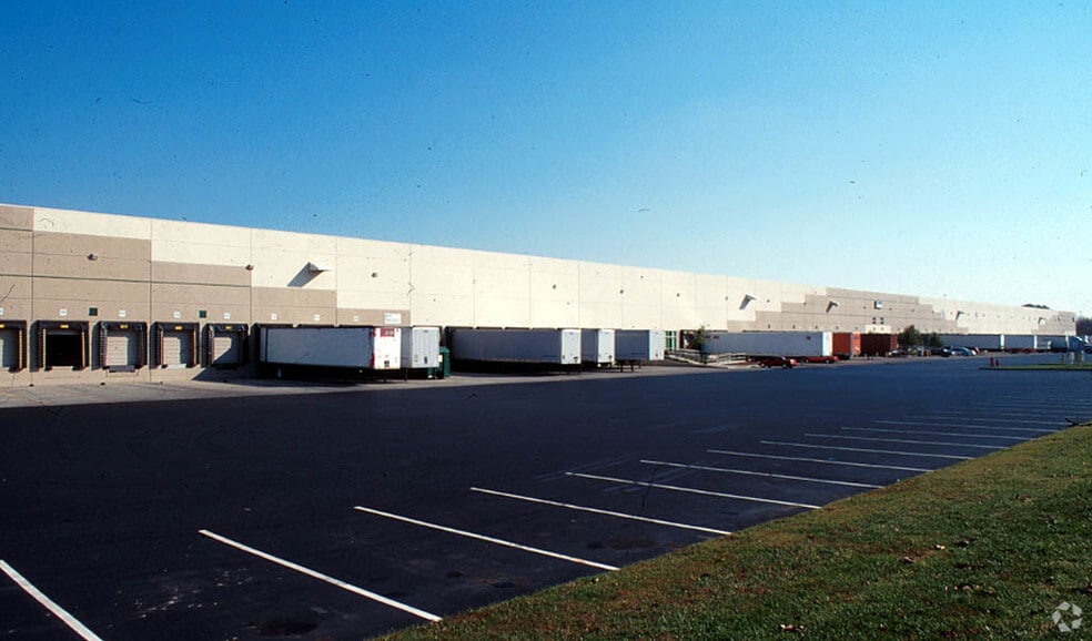 3180-3270 Urbancrest Industrial Dr, Grove City, OH for rent - Other - Image 2 of 8