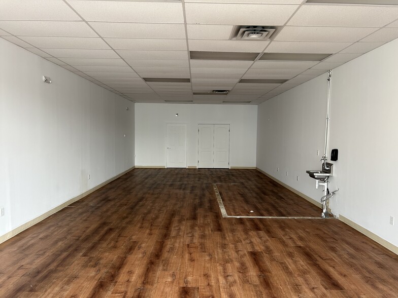 73-75 Main St, Norwalk, CT for rent - Interior Photo - Image 2 of 12