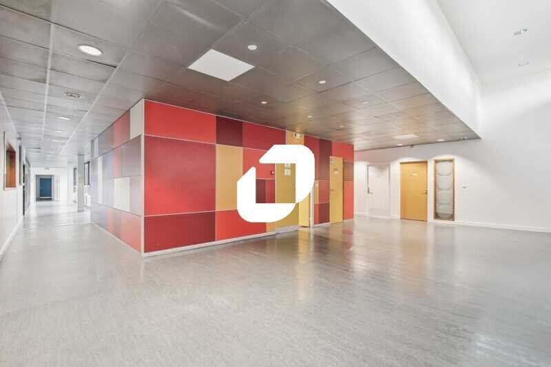 Office in Sarcelles to rent - Interior Photo - Image 3 of 14