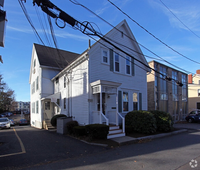 3 Wallis Ct, Lexington 02421 UK