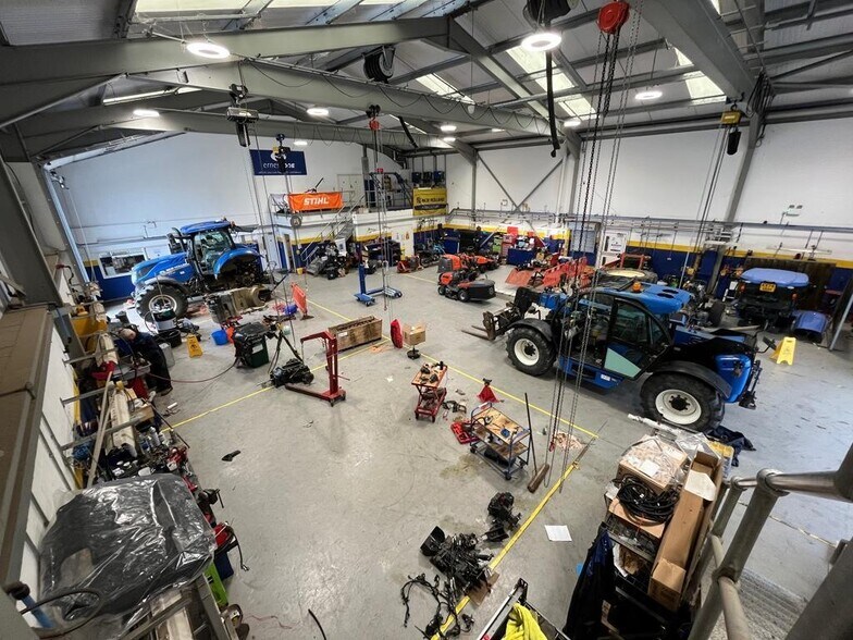 150 Rayne Rd, Braintree to rent - Building Photo - Image 3 of 22