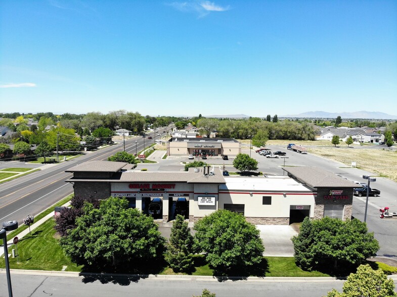 2142 W 1800 N, Clinton, UT for sale - Building Photo - Image 1 of 1