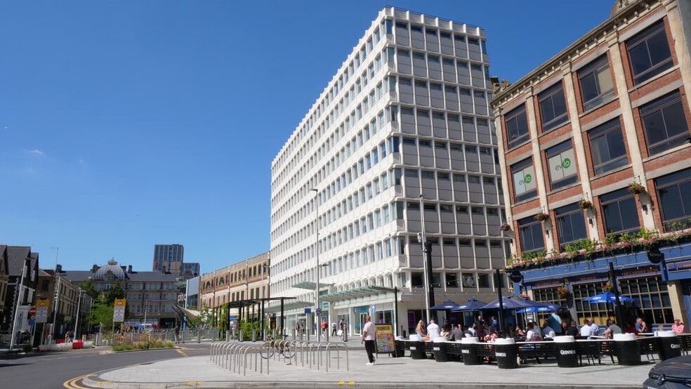 7-21 Churchill Way, Cardiff to rent - Building Photo - Image 2 of 12