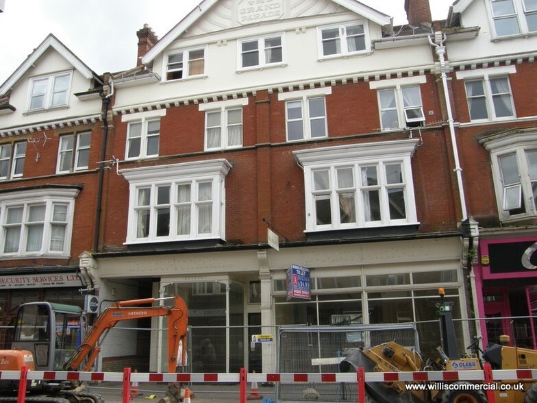 57-59 Poole Rd, Bournemouth to rent - Building Photo - Image 2 of 2