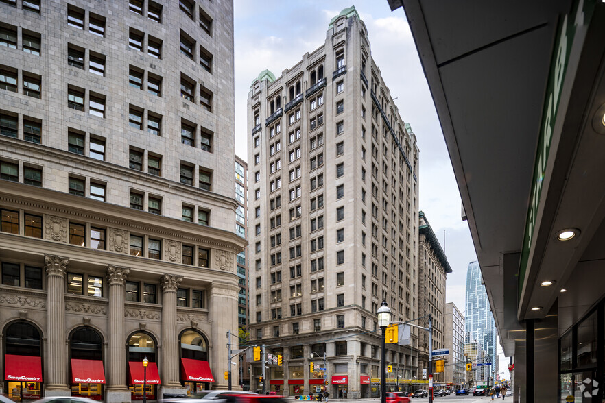 69 Yonge St, Toronto, ON for rent - Primary Photo - Image 1 of 4