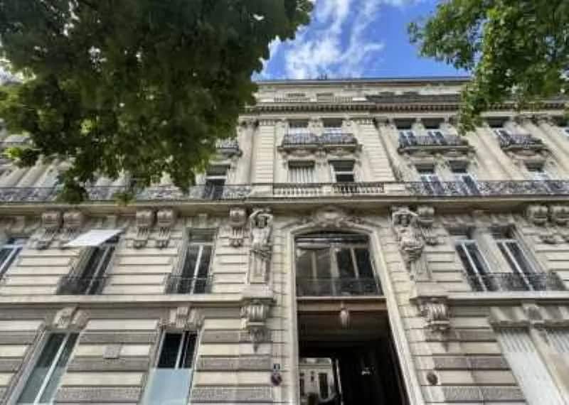 Location Bureaux 130 m² - Photo 1