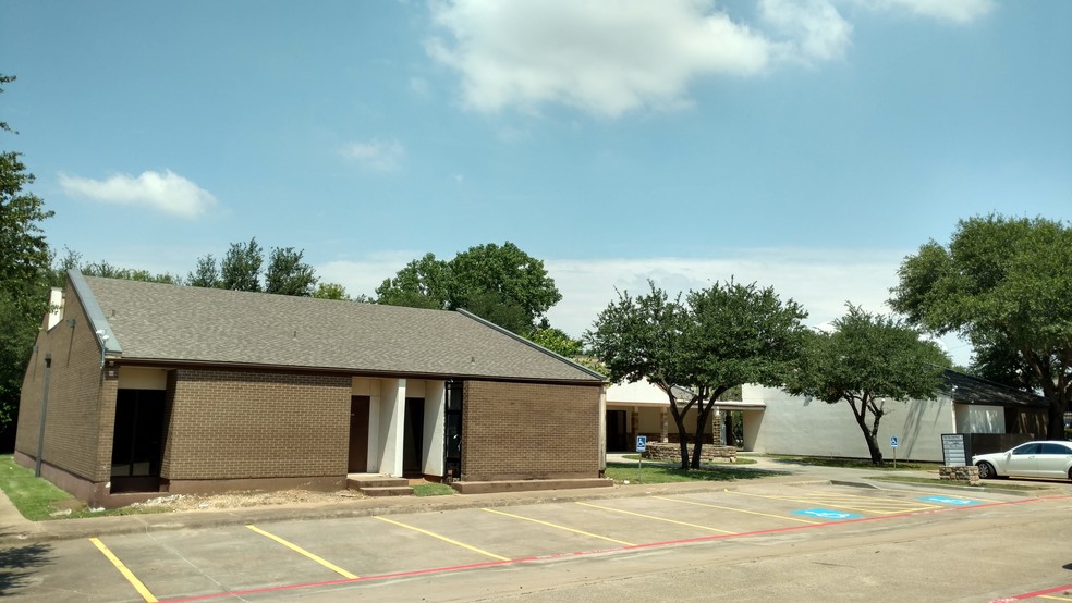 2801 Osler Dr, Grand Prairie, TX for rent - Building Photo - Image 3 of 8