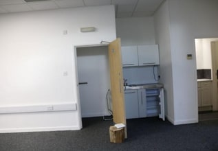 4-6 Peddlars Walk, Ringwood to rent Interior Photo- Image 2 of 4