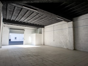 5 Rue Sébastien De Brossard, Meaux to rent Interior Photo- Image 2 of 3