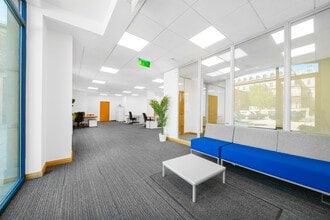 23-29 Silvermills Ct, Edinburgh to rent Interior Photo- Image 2 of 9