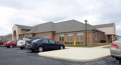 1111 Chestnut Hills Pky, Fort Wayne, IN for sale Building Photo- Image 1 of 1