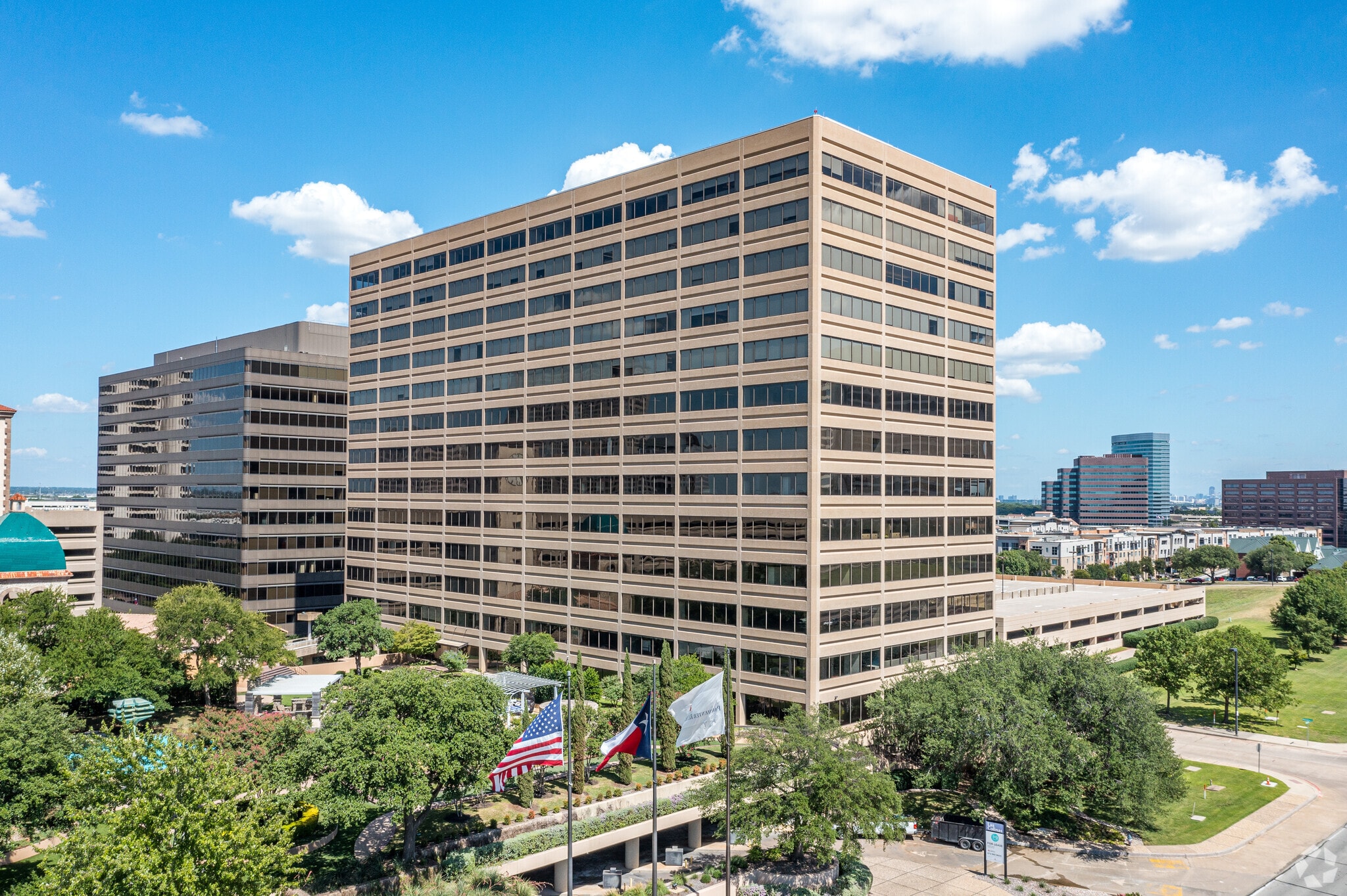 225 E John Carpenter Fwy, Irving, TX to rent Building Photo- Image 1 of 8
