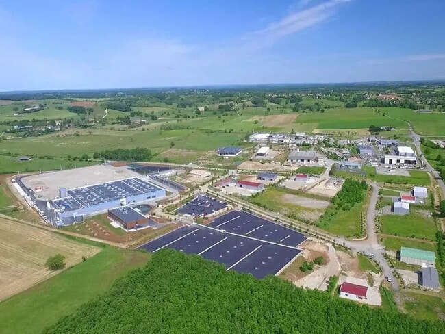 Vente Terrain 110 000 m²